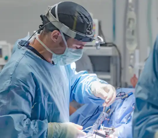 Surgeons doing an operation